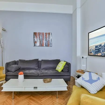 My Casa - Joffre 32 *